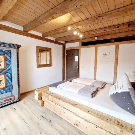 Wood & Stone Lodge 1 Донауэшинген Экстерьер фото