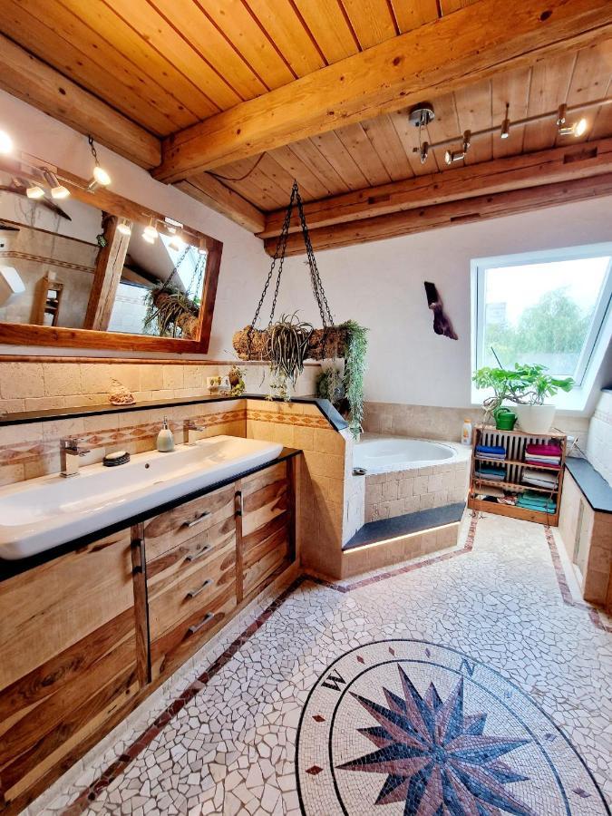 Wood & Stone Lodge 1 Донауэшинген Экстерьер фото